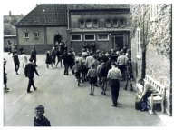 Klaus-Harms-Schule - Pausenende (1964/65)