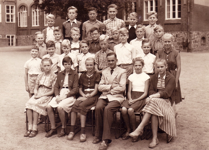 Klaus-Harms-Schule - Jahrgang 1963 - Quinta A 1955 - Hartmut Domröse